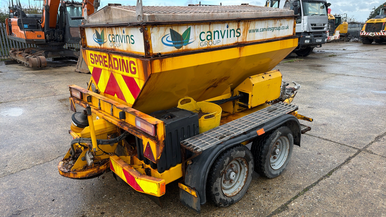 VALE CS1700 - Remorque porte engin: photos 3 VALE CS1700 - Remorque porte engin: photos 3