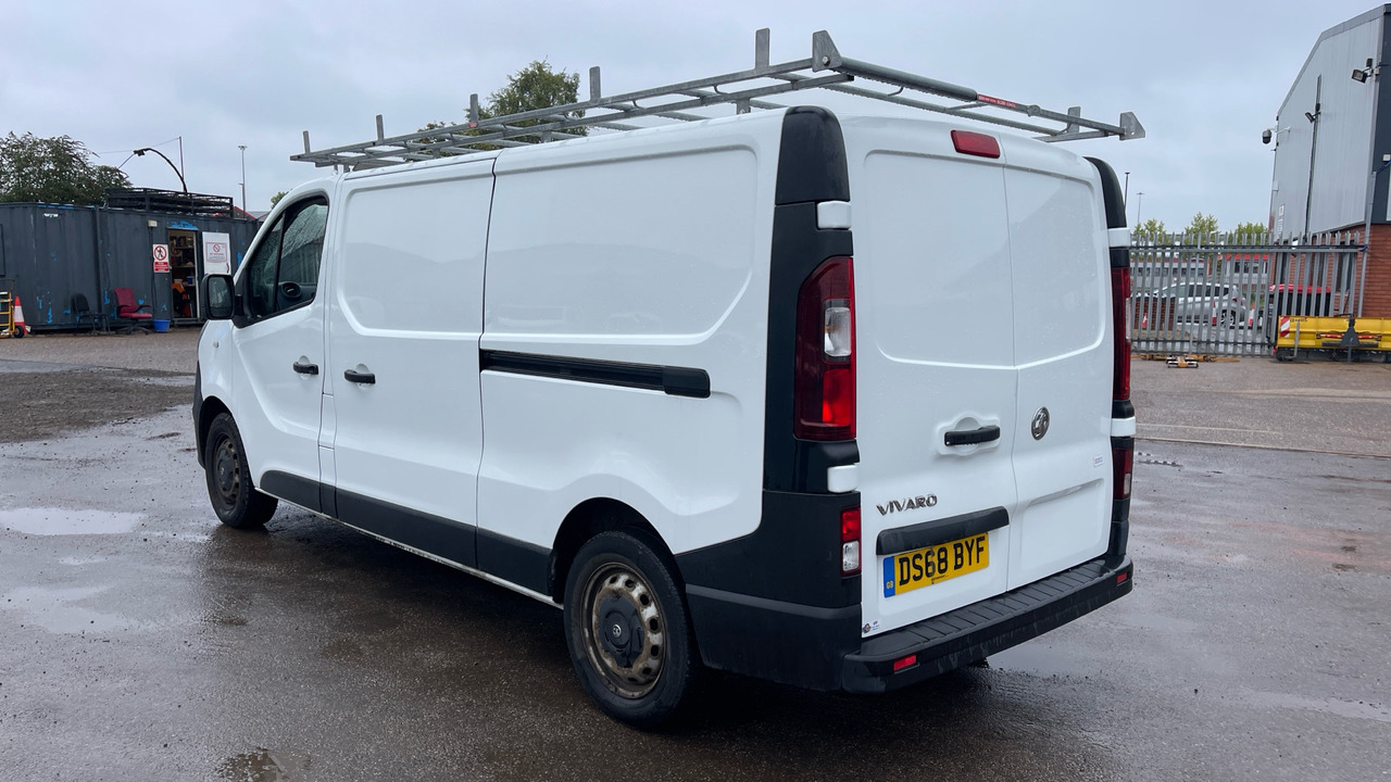 VAUXHALL VIVARO 2900 1.6 CDTI 120PS - Fourgonnette: photos 3 VAUXHALL VIVARO 2900 1.6 CDTI 120PS - Fourgonnette: photos 3