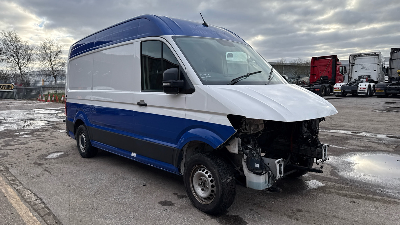 VOLKSWAGEN CRAFTER 35 2.0 TDI 140PS STARTLINE - Fourgon utilitaire: photos 2 VOLKSWAGEN CRAFTER 35 2.0 TDI 140PS STARTLINE - Fourgon utilitaire: photos 2