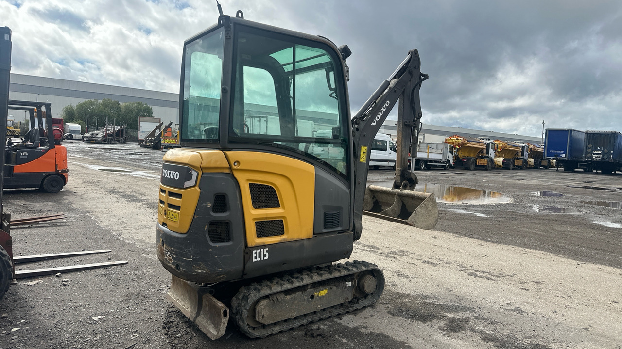 VOLVO EC15D - Mini pelle: photos 4 VOLVO EC15D - Mini pelle: photos 4