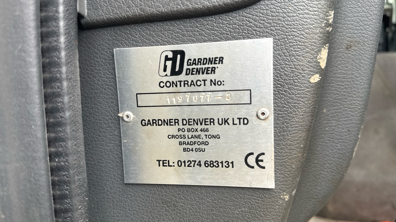 Camion hydrocureur VOLVO FM 340: photos 13