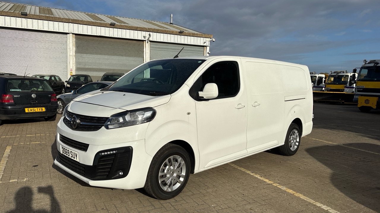 Vauxhall Vivaro 2900 1.5 100PS - Fourgonnette: photos 2 Vauxhall Vivaro 2900 1.5 100PS - Fourgonnette: photos 2