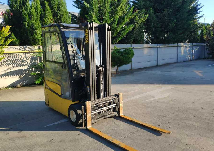 Yale ERP20VT - Chariot élévateur électrique: photos 4 Yale ERP20VT - Chariot élévateur électrique: photos 4
