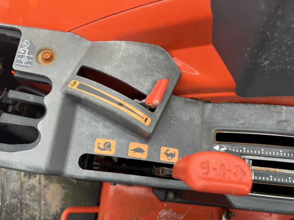 Kubota M6060 Stan Super 2600mth chodzi jak zegarek - Tracteur agricole: photos 3 Kubota M6060 Stan Super 2600mth chodzi jak zegarek - Tracteur agricole: photos 3