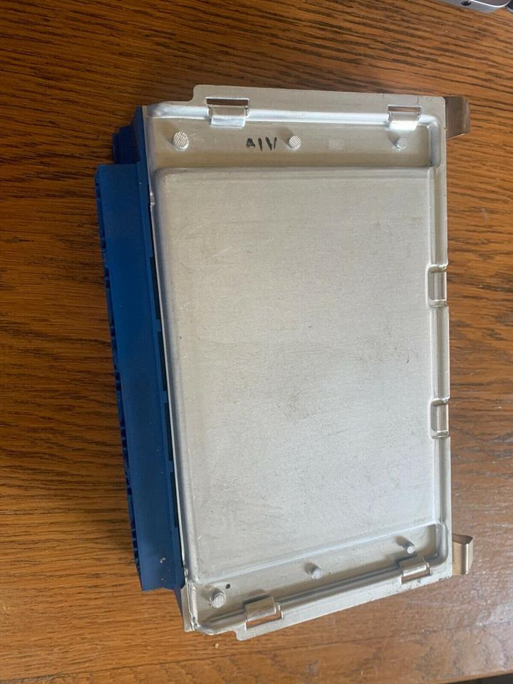 Atego Knorr-Bremse ABS Elektronik Steuergerät A 000 446 52 14 - Bloc de gestion pour Camion: photos 4 Atego Knorr-Bremse ABS Elektronik Steuergerät A 000 446 52 14 - Bloc de gestion pour Camion: photos 4