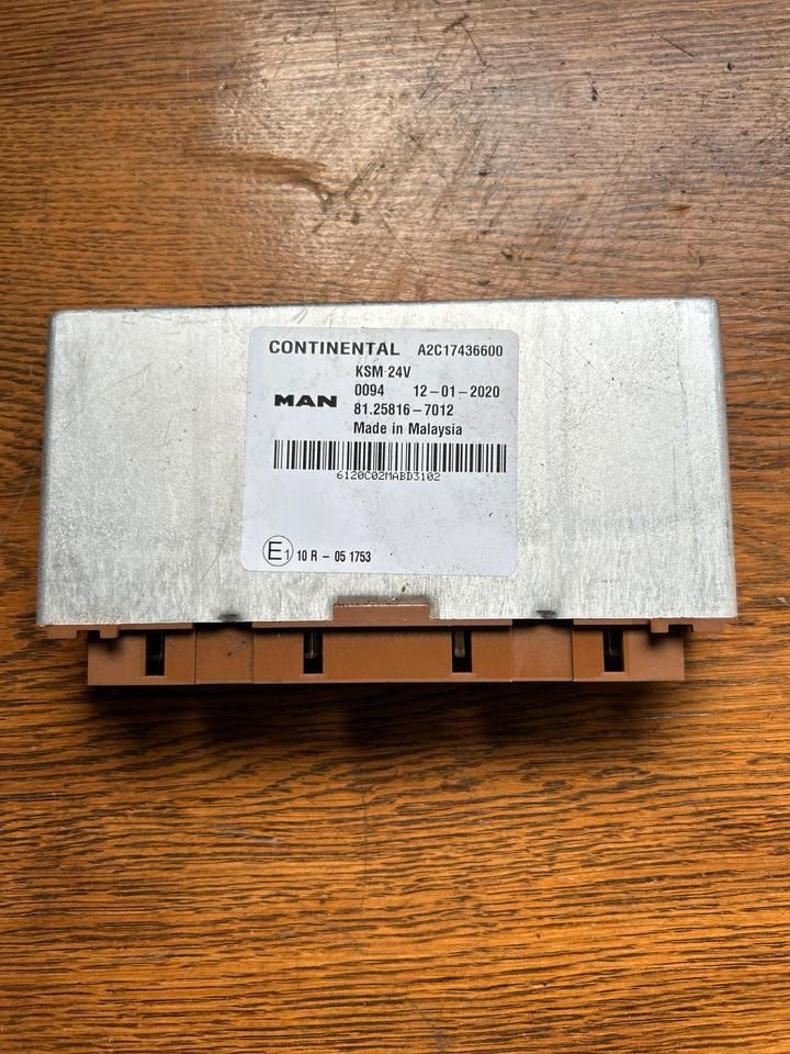 MAN Central Anschlussblock Steuergerät 81.25816-7012 - Bloc de gestion pour Camion: photos 1 MAN Central Anschlussblock Steuergerät 81.25816-7012 - Bloc de gestion pour Camion: photos 1