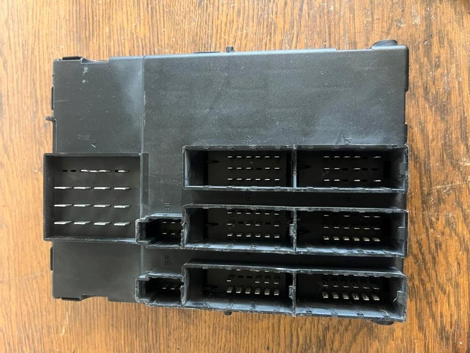 MAN Elekronik ECU ZBR 2 Steuergerät 81.25806-7079 - Bloc de gestion pour Camion: photos 4 MAN Elekronik ECU ZBR 2 Steuergerät 81.25806-7079 - Bloc de gestion pour Camion: photos 4