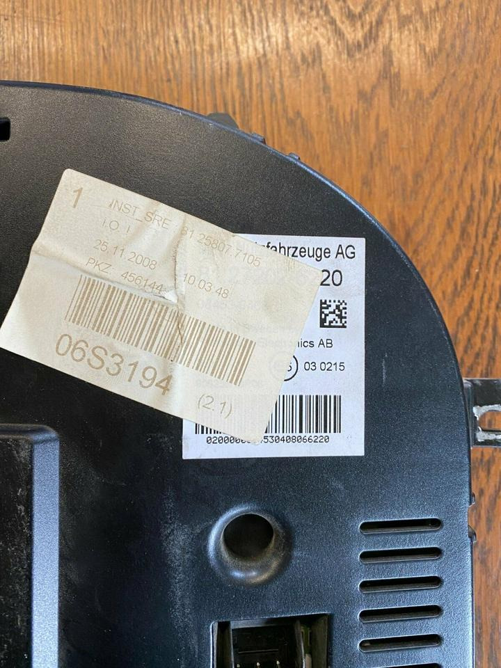 MAN Kombiinstrument Tacho 81272026220 - Chronotachygraphe pour Camion: photos 3 MAN Kombiinstrument Tacho 81272026220 - Chronotachygraphe pour Camion: photos 3