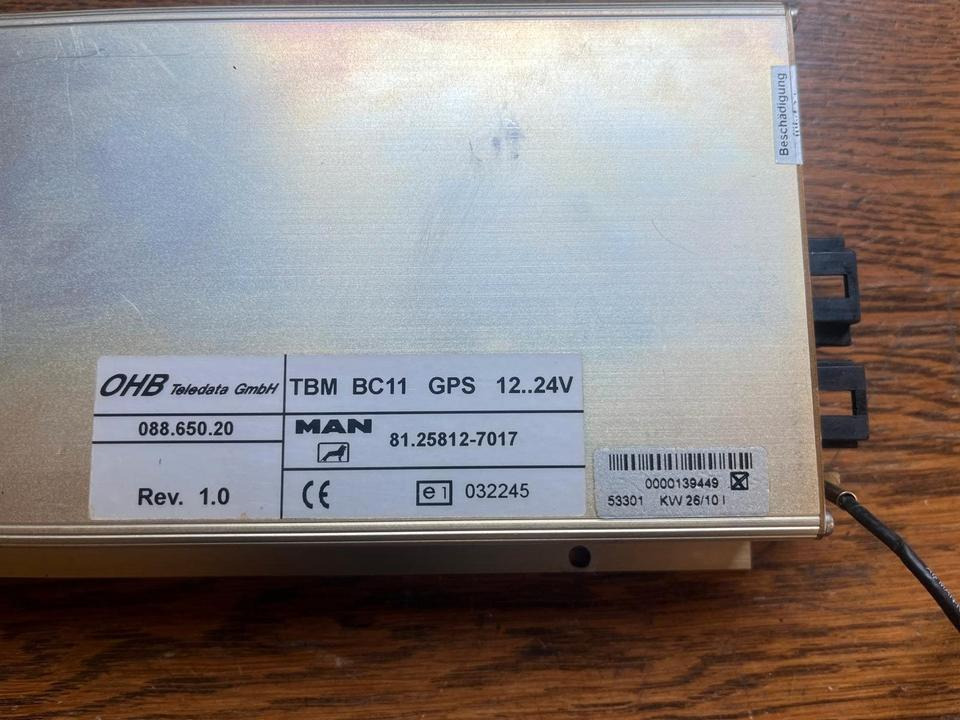 MAN TBM BC11 GPS Steuergerät 81258127017 - Bloc de gestion pour Camion: photos 2 MAN TBM BC11 GPS Steuergerät 81258127017 - Bloc de gestion pour Camion: photos 2