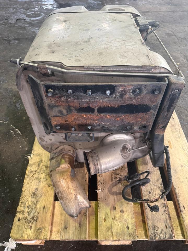 MAN TGL EU6 Auspuff Katalysator 81.15101-0490 - Système d'échappement pour Camion: photos 2 MAN TGL EU6 Auspuff Katalysator 81.15101-0490 - Système d'échappement pour Camion: photos 2