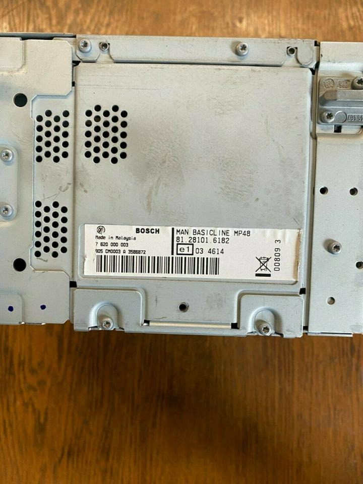 MAN TGS High Multimedia Radio 81.28101.6182 - Système électrique pour Camion: photos 3 MAN TGS High Multimedia Radio 81.28101.6182 - Système électrique pour Camion: photos 3