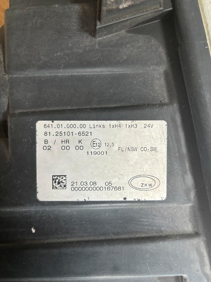 MAN TGX/TGS  Nebelscheinwerfer Links 81.25101-6521 - Feu anti-brouillard pour Camion: photos 4 MAN TGX/TGS  Nebelscheinwerfer Links 81.25101-6521 - Feu anti-brouillard pour Camion: photos 4
