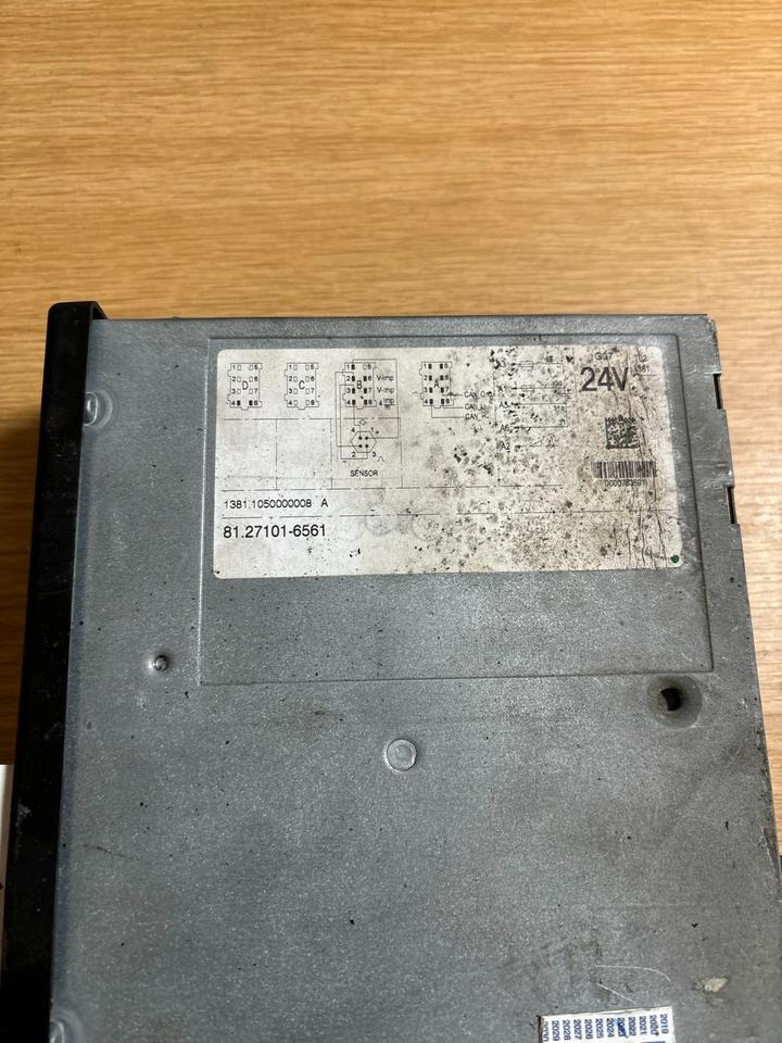 MAN Tachograph 81.27101-6561 - Chronotachygraphe pour Camion: photos 3 MAN Tachograph 81.27101-6561 - Chronotachygraphe pour Camion: photos 3