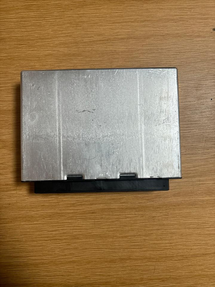 MAN VDO Elektronik FFR Steuergerät 81.25805-7022 - Bloc de gestion pour Camion: photos 2 MAN VDO Elektronik FFR Steuergerät 81.25805-7022 - Bloc de gestion pour Camion: photos 2