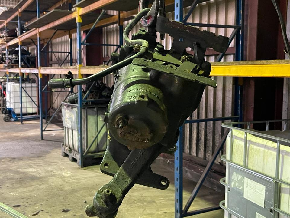 MERCEDES ACTROS Lenkung Lenkgetriebe A9604611701 LS8 - Commande de gouvernail pour Camion: photos 5 MERCEDES ACTROS Lenkung Lenkgetriebe A9604611701 LS8 - Commande de gouvernail pour Camion: photos 5