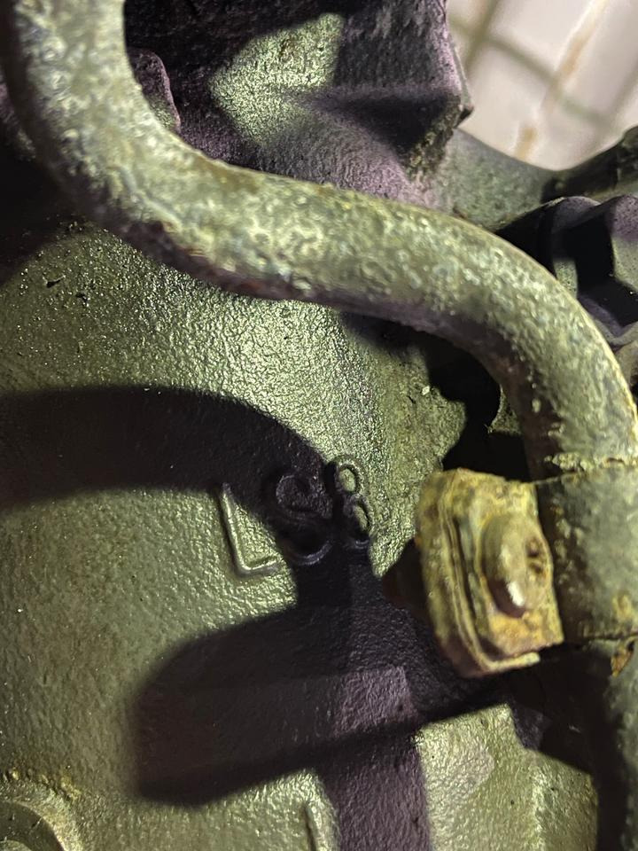 MERCEDES ACTROS Lenkung Lenkgetriebe A9604611701 LS8 - Commande de gouvernail pour Camion: photos 4 MERCEDES ACTROS Lenkung Lenkgetriebe A9604611701 LS8 - Commande de gouvernail pour Camion: photos 4