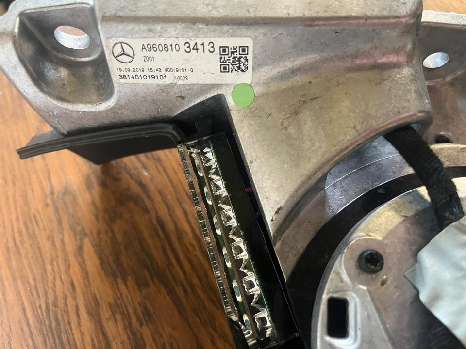 Mercedes Actros MP5 Seitenspiegel Außenspiegel links A9608103413 - Rétroviseur pour Camion: photos 3 Mercedes Actros MP5 Seitenspiegel Außenspiegel links A9608103413 - Rétroviseur pour Camion: photos 3