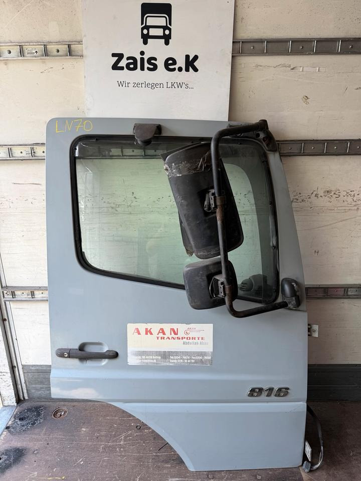 Mercedes Atego 2 Beifahrertür Grau Spiegel Innenverkleidung LN 70 - Portière et pièces pour Camion: photos 1 Mercedes Atego 2 Beifahrertür Grau Spiegel Innenverkleidung LN 70 - Portière et pièces pour Camion: photos 1