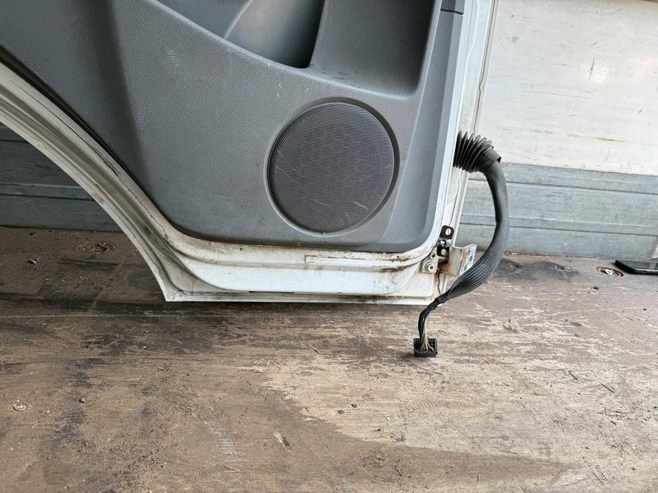 Mercedes Atego 2 Fahrertür Weiße Spiegel Innenverkleidung LN 72 - Portière et pièces pour Camion: photos 5 Mercedes Atego 2 Fahrertür Weiße Spiegel Innenverkleidung LN 72 - Portière et pièces pour Camion: photos 5