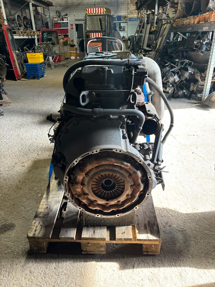 Mercedes Atego 2 Motor OM 904 LA III EU3 - Moteur pour Camion: photos 2 Mercedes Atego 2 Motor OM 904 LA III EU3 - Moteur pour Camion: photos 2