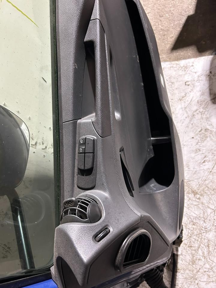 Mercedes Atego 4 EU6 Beifahrertür Innenverkleidung, Spiegel LN 45 - Portière et pièces pour Camion: photos 5 Mercedes Atego 4 EU6 Beifahrertür Innenverkleidung, Spiegel LN 45 - Portière et pièces pour Camion: photos 5