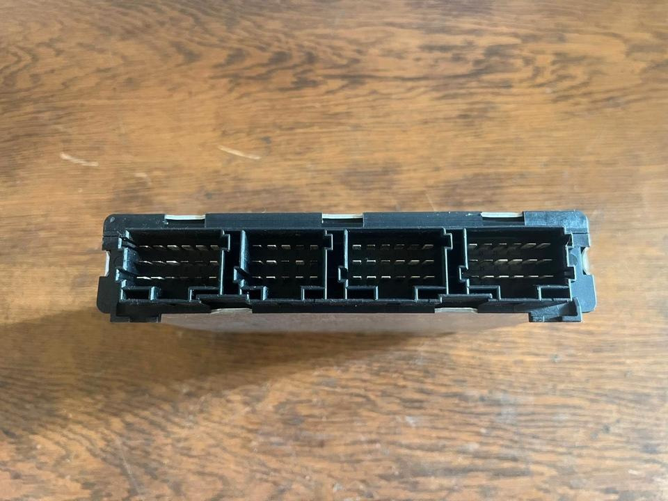 Mercedes Atego Elektronik FR VDO Steuergerät A0004465702 - Bloc de gestion: photos 4 Mercedes Atego Elektronik FR VDO Steuergerät A0004465702 - Bloc de gestion: photos 4