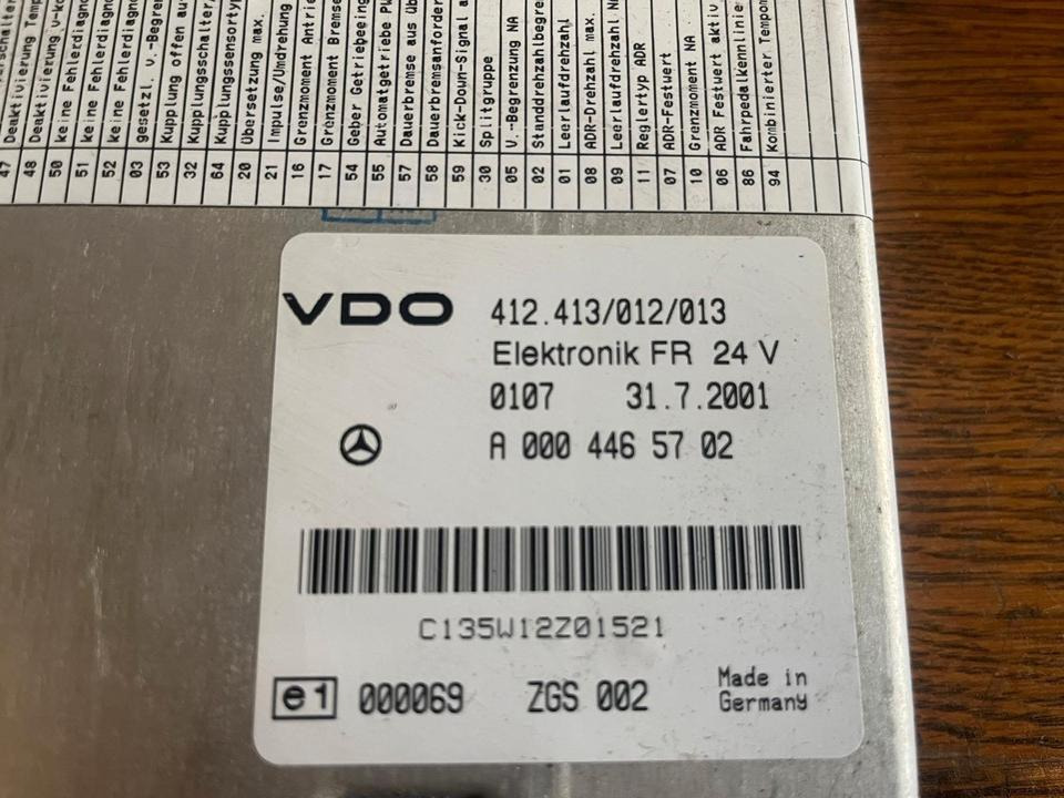 Mercedes Atego Elektronik FR VDO Steuergerät A0004465702 - Bloc de gestion: photos 3 Mercedes Atego Elektronik FR VDO Steuergerät A0004465702 - Bloc de gestion: photos 3