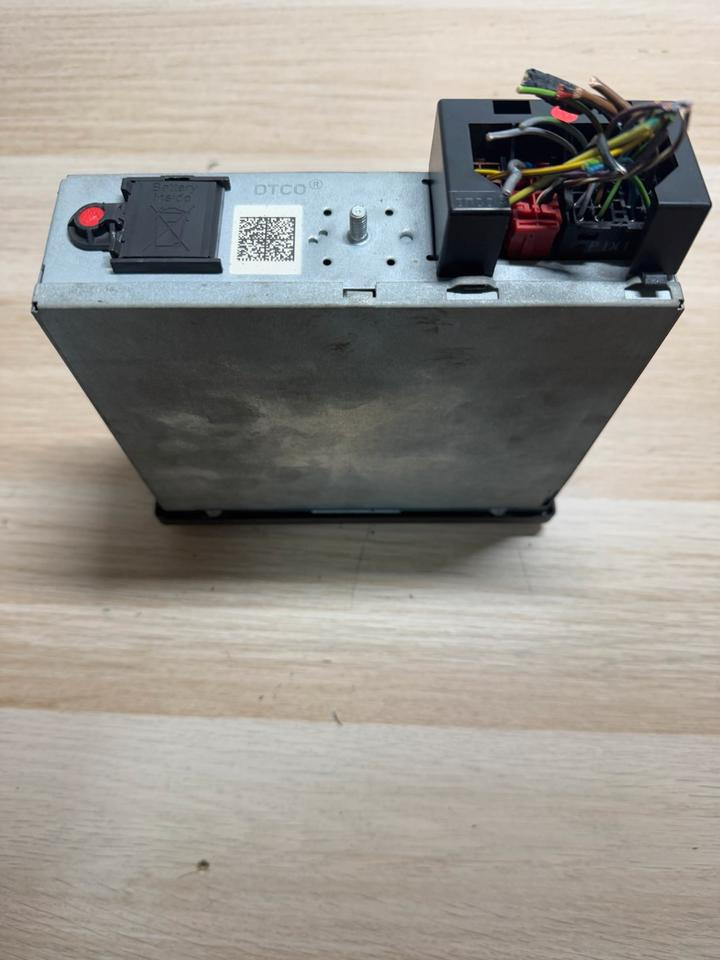 Mercedes Benz Actros MP4 VDO Tachograph A0014469033 - Chronotachygraphe: photos 3 Mercedes Benz Actros MP4 VDO Tachograph A0014469033 - Chronotachygraphe: photos 3