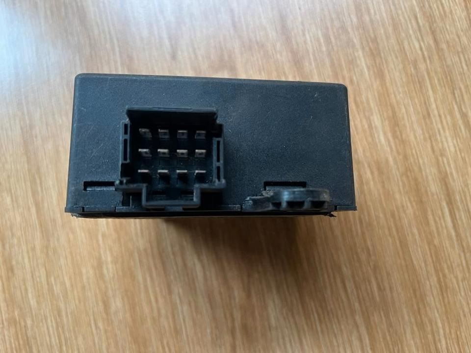 Mercedes Benz Vito W638 Wegfahrsperre Modul 0335456032 - Bloc de gestion pour Camion: photos 3 Mercedes Benz Vito W638 Wegfahrsperre Modul 0335456032 - Bloc de gestion pour Camion: photos 3