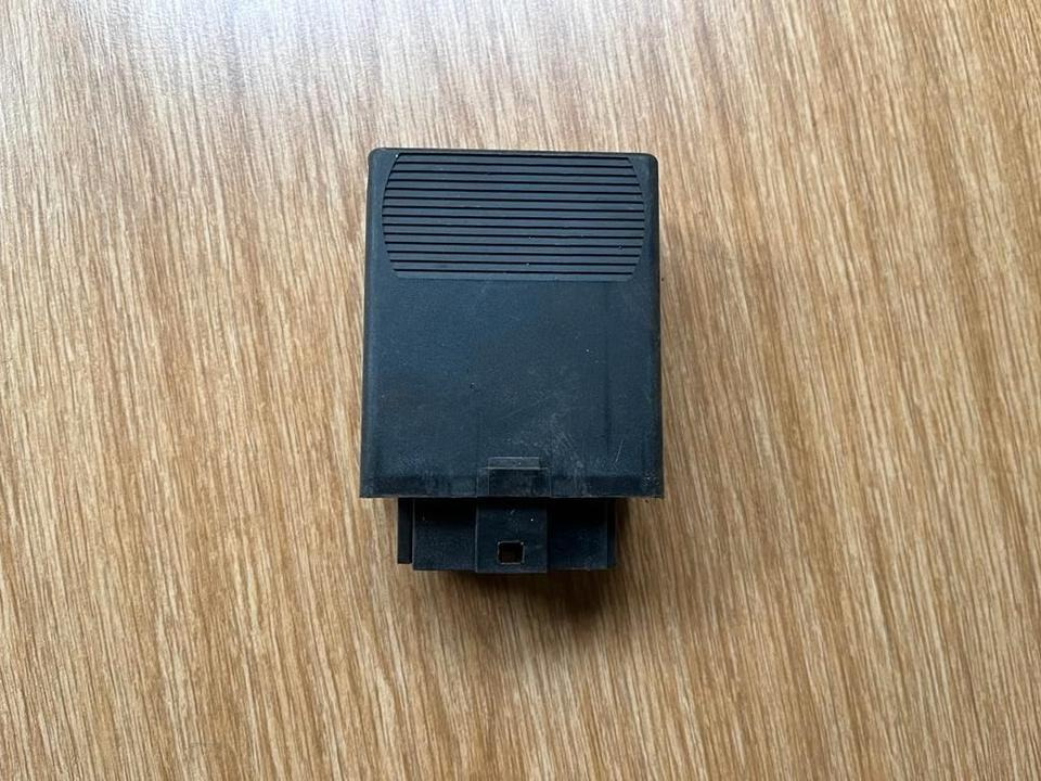Mercedes W638 Vito Steuergerät Blinkermodul Relais 0165452332 - Bloc de gestion pour Camion: photos 4 Mercedes W638 Vito Steuergerät Blinkermodul Relais 0165452332 - Bloc de gestion pour Camion: photos 4
