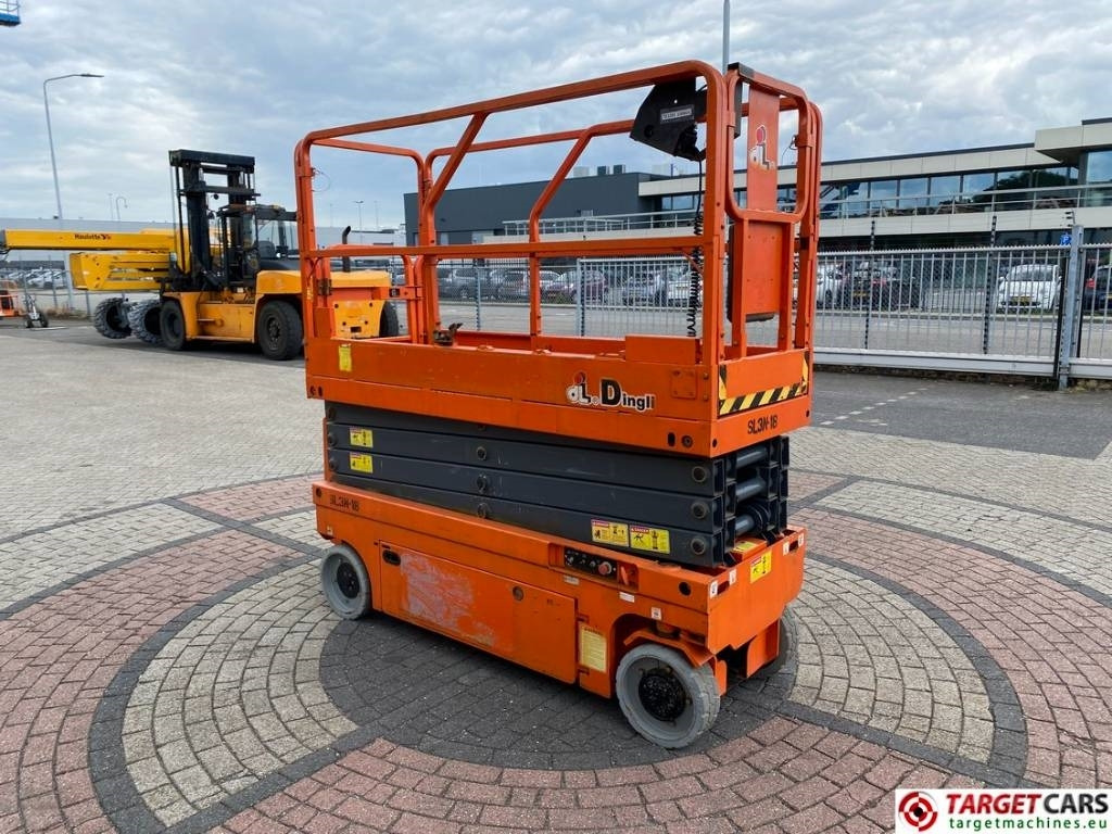 Dingli JCPT1008DC Electric Scissor Work Lift 1000cm - Nacelle ciseaux: photos 2 Dingli JCPT1008DC Electric Scissor Work Lift 1000cm - Nacelle ciseaux: photos 2