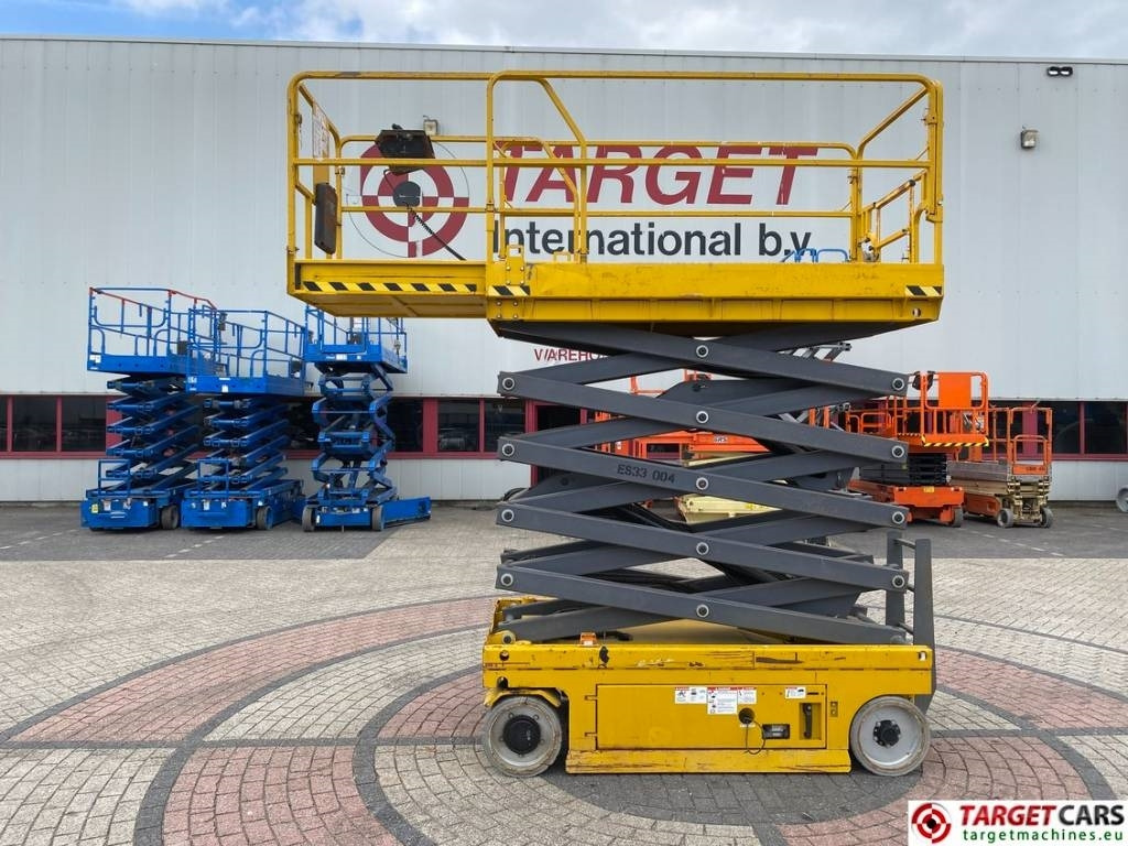 GMG 3346-ED Electric Scissor Work LIft 1200cm - Nacelle ciseaux: photos 5 GMG 3346-ED Electric Scissor Work LIft 1200cm - Nacelle ciseaux: photos 5