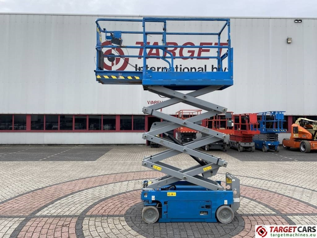 Genie GS-1932 Electric Scissor Work Lift 779cm - Nacelle ciseaux: photos 5 Genie GS-1932 Electric Scissor Work Lift 779cm - Nacelle ciseaux: photos 5