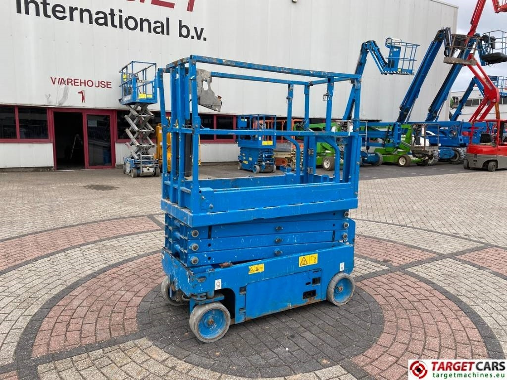 Genie GS-1932 Electric Scissor Work Lift 779cm  - Nacelle ciseaux: photos 1 Genie GS-1932 Electric Scissor Work Lift 779cm  - Nacelle ciseaux: photos 1