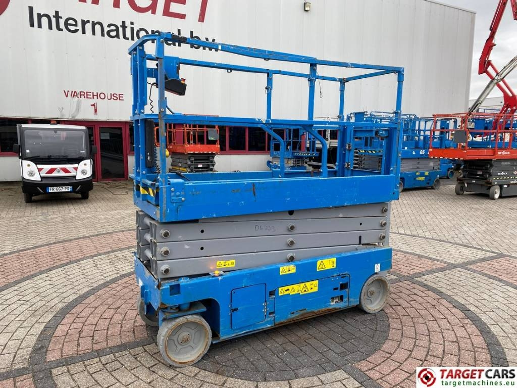 Genie GS-2632 Electric GS2632 Scissor Work Lift 992cm - Nacelle ciseaux: photos 1 Genie GS-2632 Electric GS2632 Scissor Work Lift 992cm - Nacelle ciseaux: photos 1