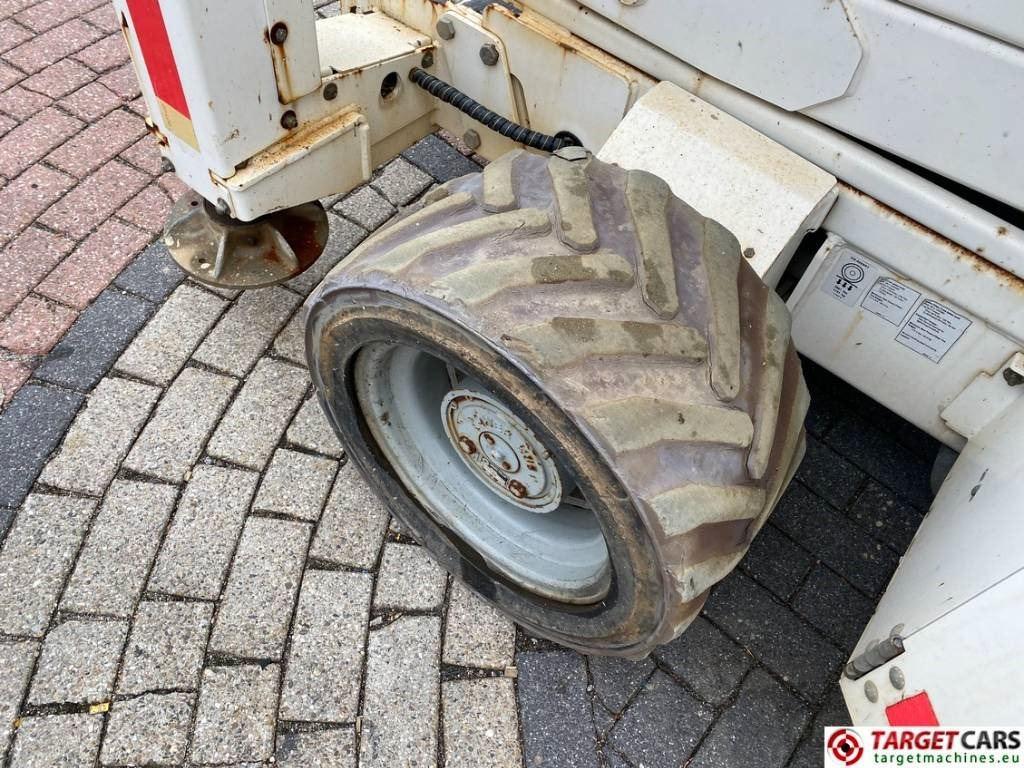 Nacelle ciseaux Genie GS-4069RT Diesel 4x4 Scissor Work Lift 1412cm NOCE: photos 23 Nacelle ciseaux Genie GS-4069RT Diesel 4x4 Scissor Work Lift 1412cm NOCE: photos 23