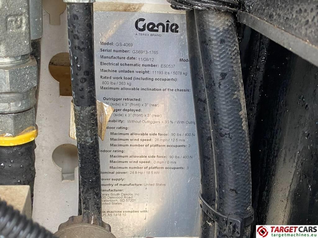 Nacelle ciseaux Genie GS-4069RT Diesel 4x4 Scissor Work Lift 1412cm NOCE: photos 10 Nacelle ciseaux Genie GS-4069RT Diesel 4x4 Scissor Work Lift 1412cm NOCE: photos 10