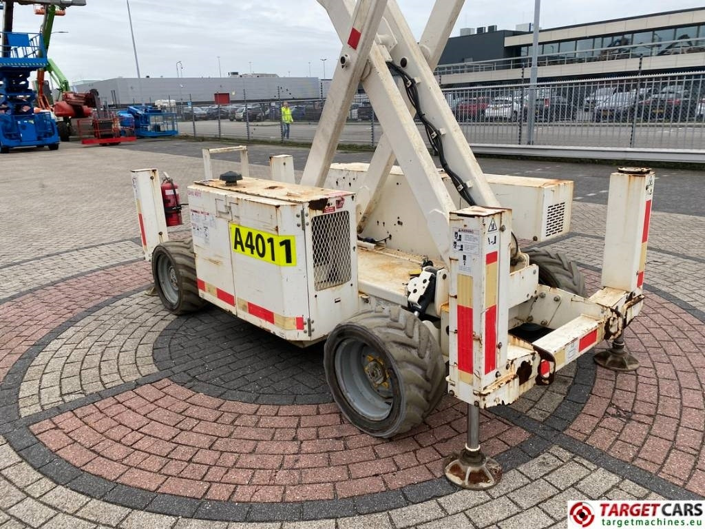 Nacelle ciseaux Genie GS-4069RT Diesel 4x4 Scissor Work Lift 1412cm NOCE: photos 25 Nacelle ciseaux Genie GS-4069RT Diesel 4x4 Scissor Work Lift 1412cm NOCE: photos 25