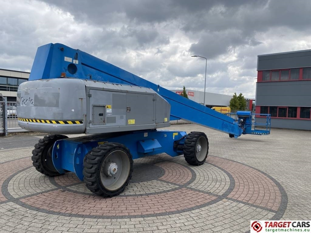 Genie S-100HD Telescopic 4x4x4 Diesel Boom Lift 3248cm  - Nacelle télescopique: photos 3 Genie S-100HD Telescopic 4x4x4 Diesel Boom Lift 3248cm  - Nacelle télescopique: photos 3
