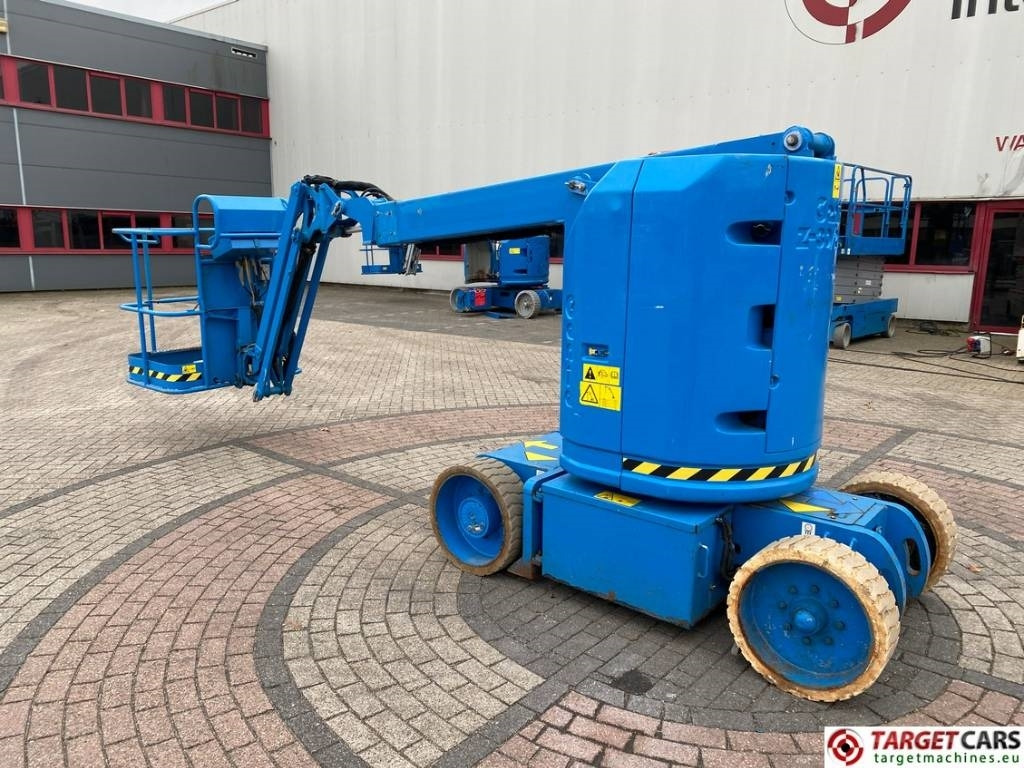 Genie Z-30/20N RJ Articulated Electric Boom Lift 1110cm - Nacelle articulée: photos 4 Genie Z-30/20N RJ Articulated Electric Boom Lift 1110cm - Nacelle articulée: photos 4