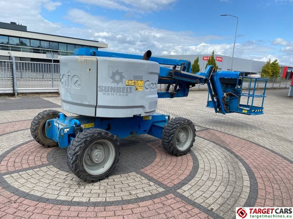 Genie Z-45/25J Diesel 4x4 Articulated Boom Work Lift 16M  - Nacelle articulée: photos 3 Genie Z-45/25J Diesel 4x4 Articulated Boom Work Lift 16M  - Nacelle articulée: photos 3