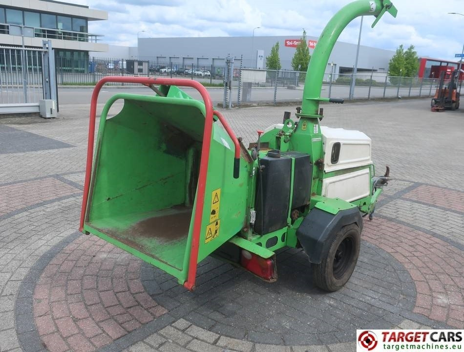 Greenmech Wood Chipper Diesel (engine issue) - Broyeur de végétaux: photos 3 Greenmech Wood Chipper Diesel (engine issue) - Broyeur de végétaux: photos 3