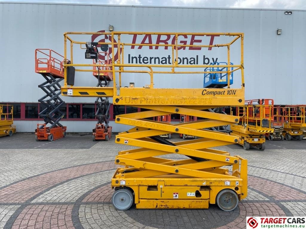 Haulotte Compact 10N Electric Scissor Work Lift 1000cm - Nacelle ciseaux: photos 5 Haulotte Compact 10N Electric Scissor Work Lift 1000cm - Nacelle ciseaux: photos 5