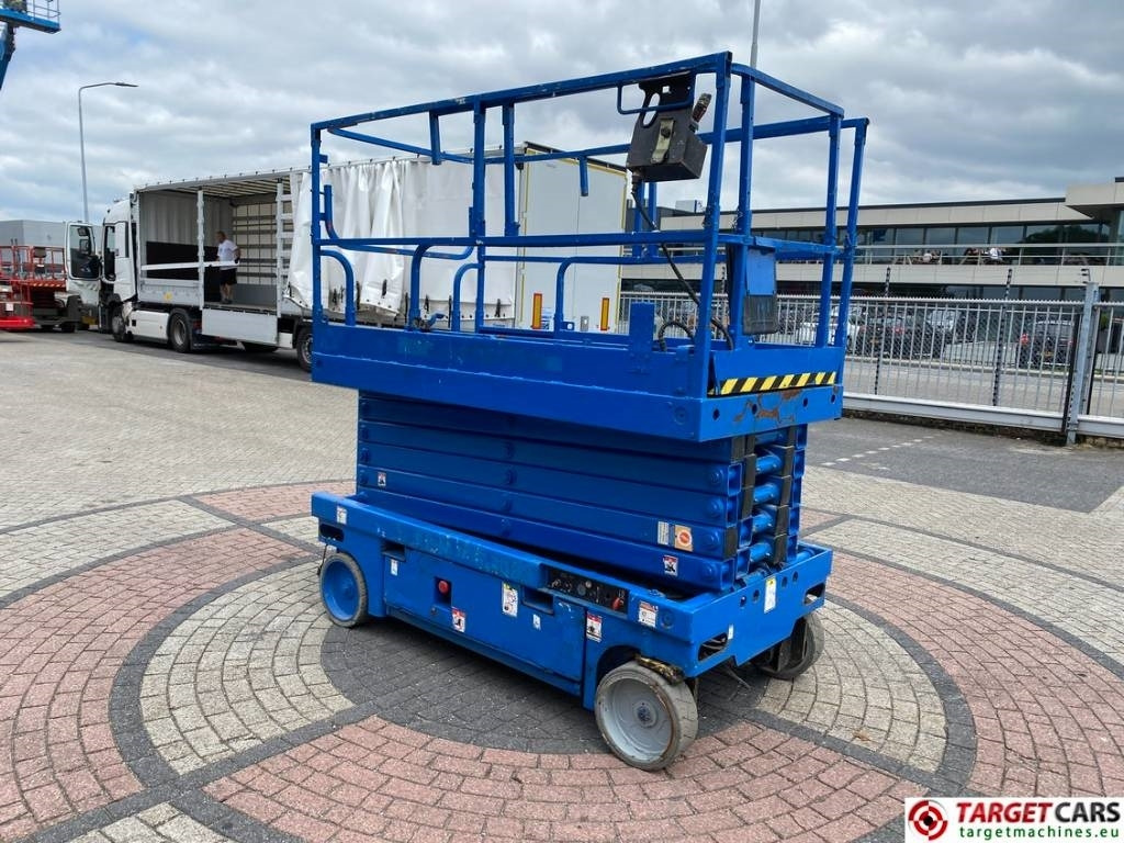 Haulotte Compact 14 Electric Scissor Work Lift 1385cm - Nacelle ciseaux: photos 2 Haulotte Compact 14 Electric Scissor Work Lift 1385cm - Nacelle ciseaux: photos 2