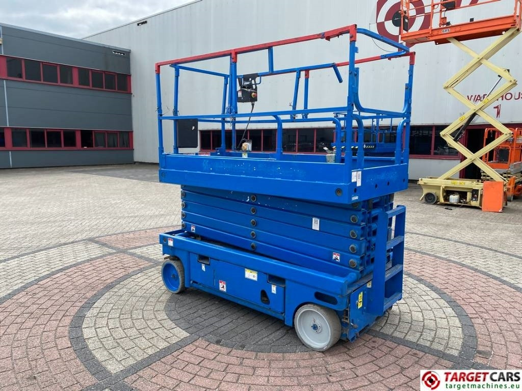 Haulotte Compact 14 Electric Scissor Work Lift 1385cm - Nacelle ciseaux: photos 4 Haulotte Compact 14 Electric Scissor Work Lift 1385cm - Nacelle ciseaux: photos 4