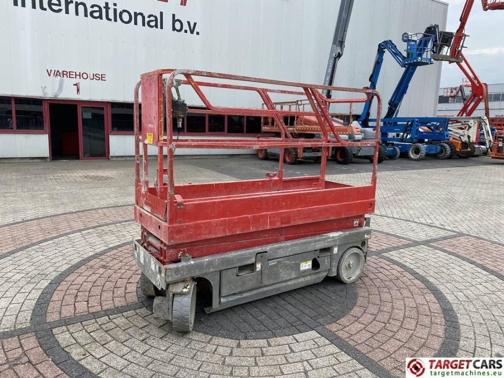 Haulotte Compact 8 Electric Scissor Work Lift 818cm DEFECT - Nacelle ciseaux: photos 1 Haulotte Compact 8 Electric Scissor Work Lift 818cm DEFECT - Nacelle ciseaux: photos 1