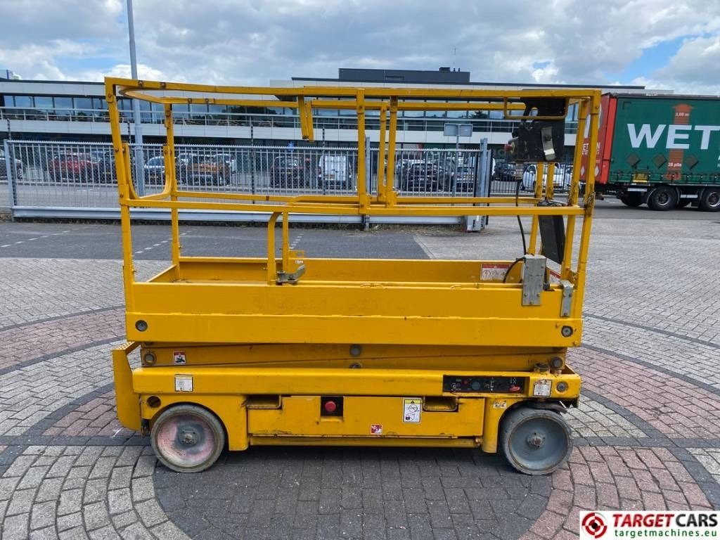 Nacelle ciseaux Haulotte Compact 8 Electric Scissor Work Lift 818cm: photos 31