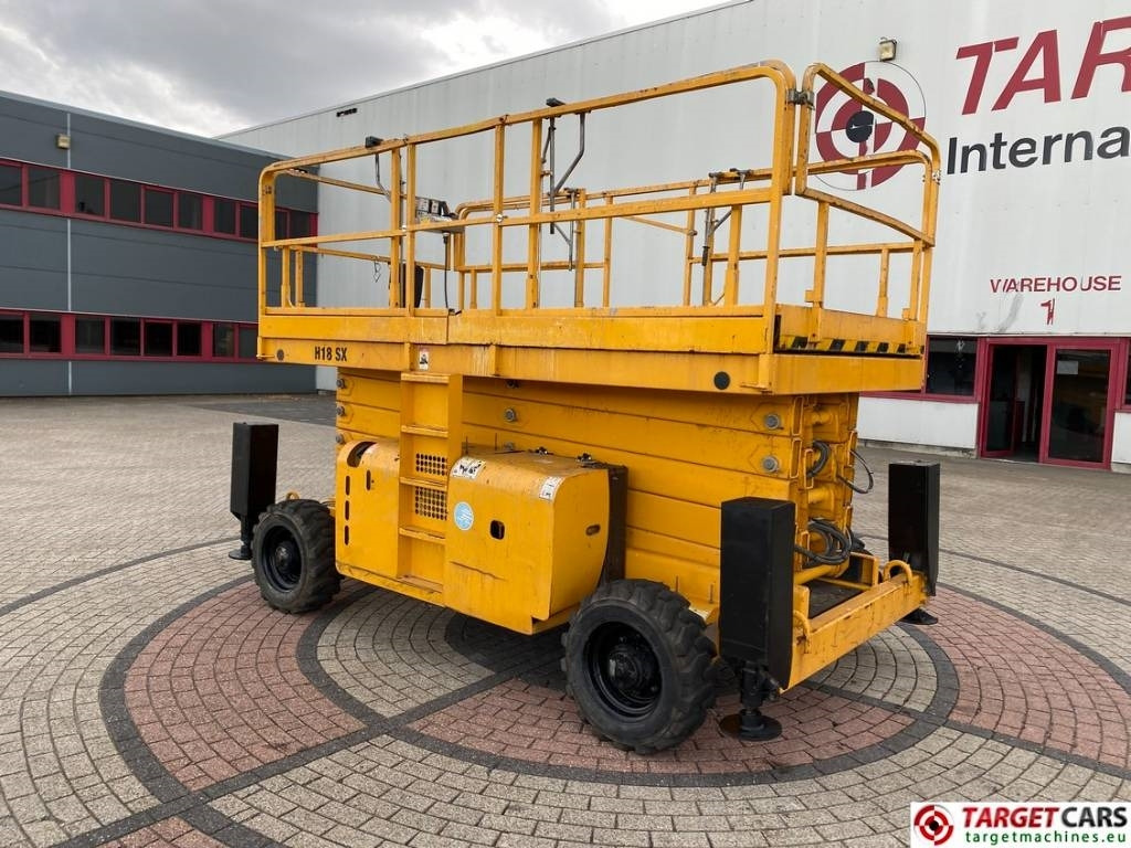 Haulotte H18SDX Diesel H18SX Scissor 4x4 Work Lift 1800cm - Nacelle ciseaux: photos 4 Haulotte H18SDX Diesel H18SX Scissor 4x4 Work Lift 1800cm - Nacelle ciseaux: photos 4