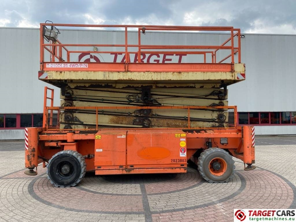 Nacelle ciseaux Holland Lift T210DL25 4WD Diesel T-210DL25 Scissor WorkLift 23M: photos 27 Nacelle ciseaux Holland Lift T210DL25 4WD Diesel T-210DL25 Scissor WorkLift 23M: photos 27
