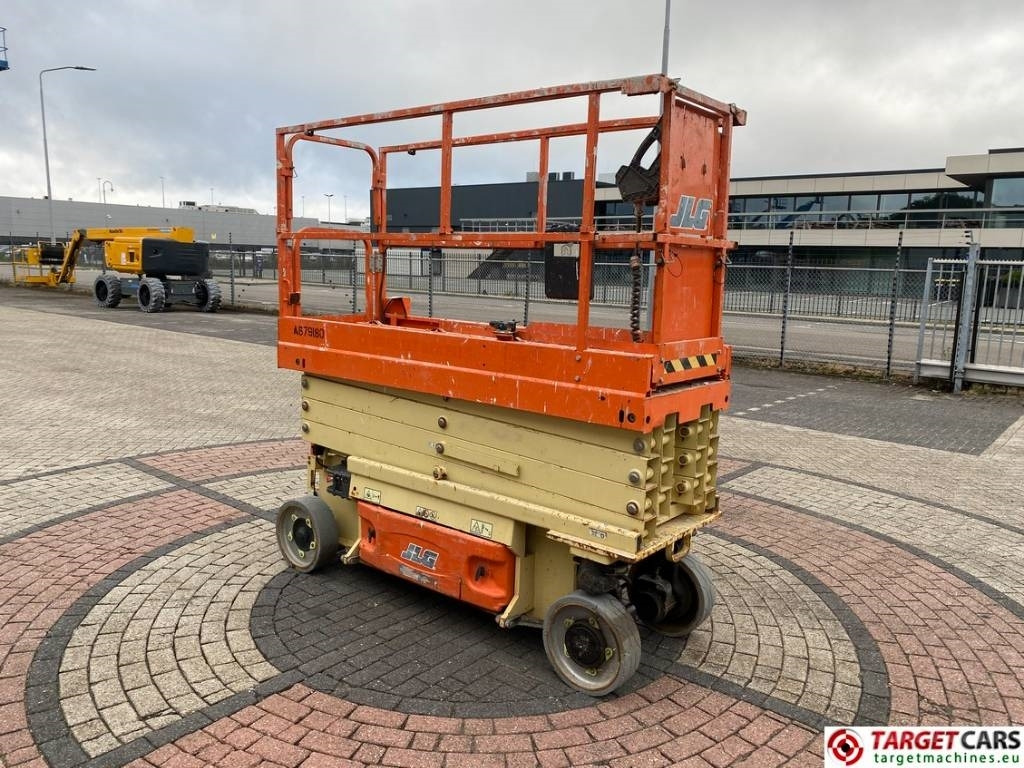 JLG 2632ES Electric Scissor Work Lift 977cm - Nacelle ciseaux: photos 2 JLG 2632ES Electric Scissor Work Lift 977cm - Nacelle ciseaux: photos 2